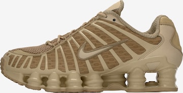 NIKE - Sapatilhas baixas 'SHOX' em bege: frente