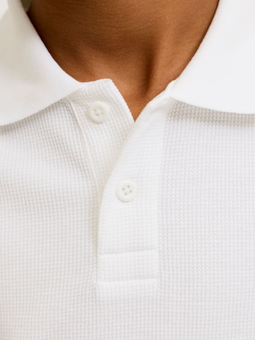 Jack & Jones Junior - Camiseta 'JJEAUSTIN' en blanco