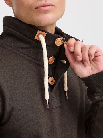 !Solid Sweatshirt 'Trip' in Braun