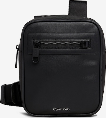 Calvin Klein - Mala de ombro 'ELEVATED' em preto: frente