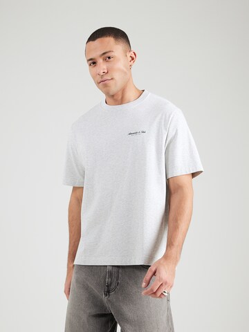 Abercrombie & Fitch Majica | siva barva: sprednja stran