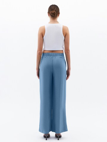 OXXO Loose fit Trousers in Blue