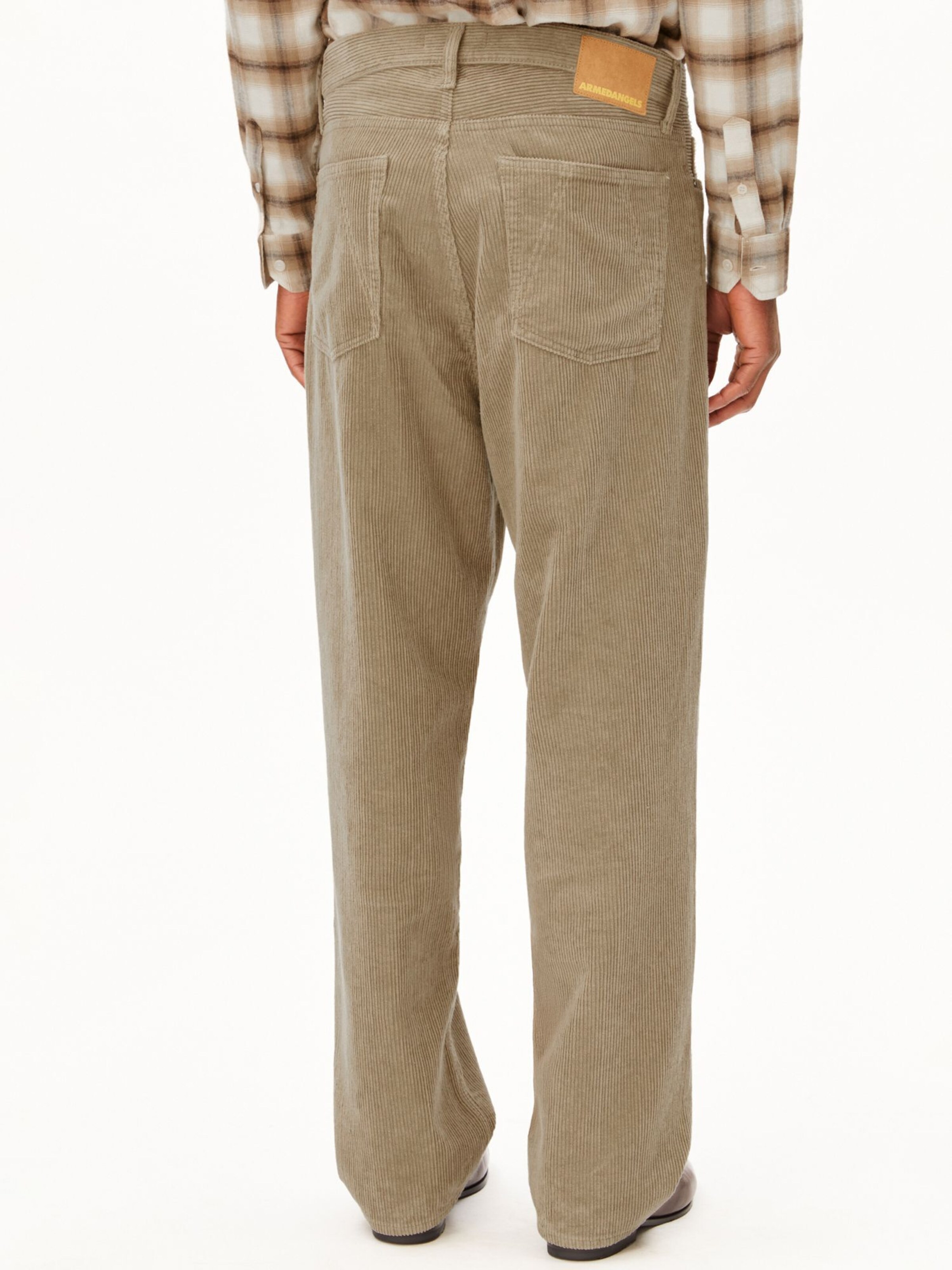 ARMEDANGELS Loose fit Trousers in Green