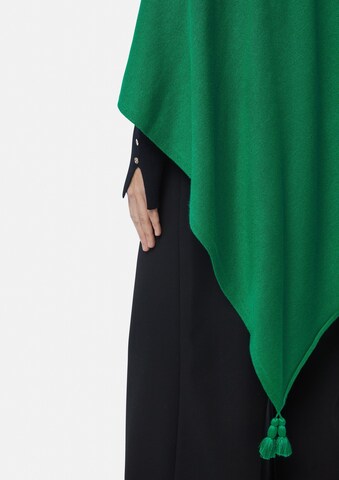 COMMA Cape in Groen