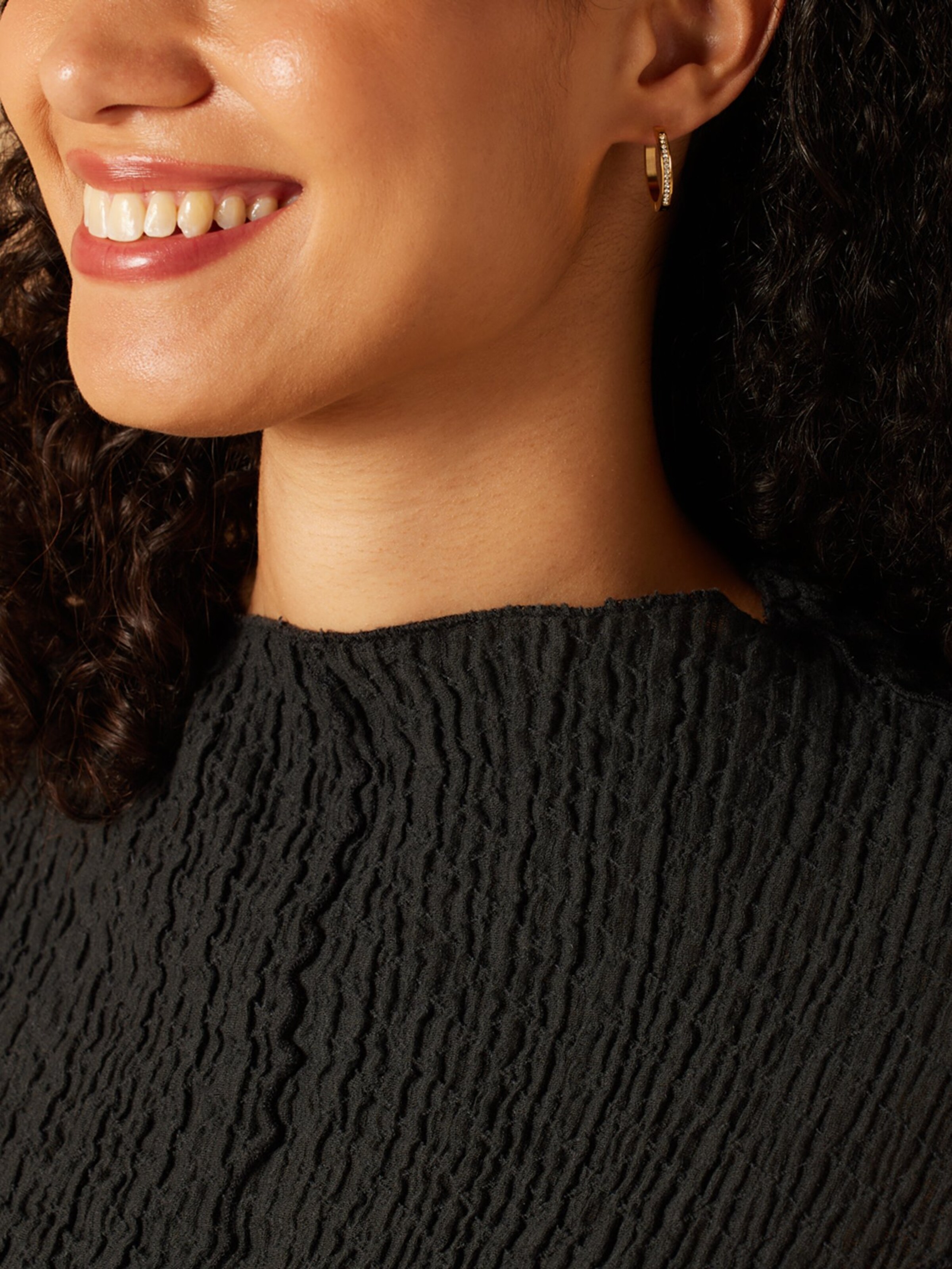 Boucles d'oreilles Lucardi en or : devant