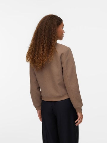 VERO MODA Overgangsjakke 'CHLOE' i brun