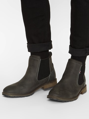 Chelsea Boots MUSTANG en gris : devant