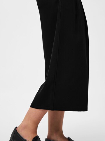 PIECES - Loosefit Pantalón plisado 'PCOlivia' en negro