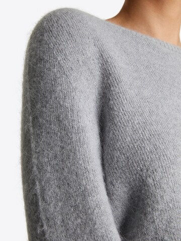 Rich & Royal Pullover in Grau