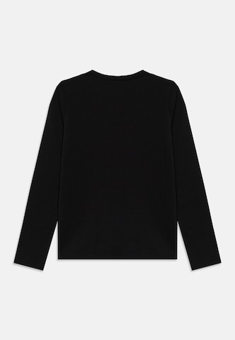 GUESS T-shirt i svart