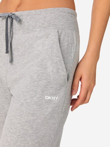 DKNY Hose in Grau