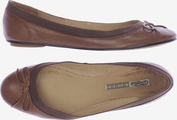 Buffalo London Flats & Loafers in 38 in Brown: front