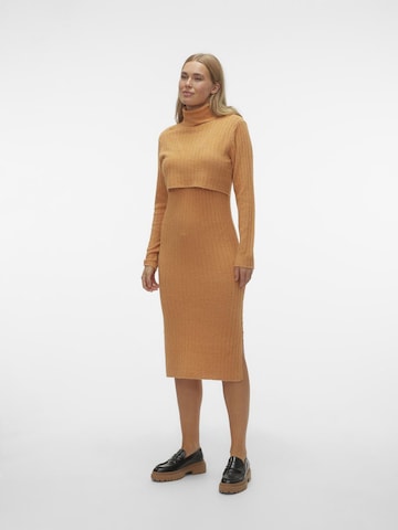 MAMALICIOUS Stickad klänning 'SUNIVA' i brun