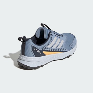 Chaussure basse 'Tracefinder' ADIDAS TERREX en bleu