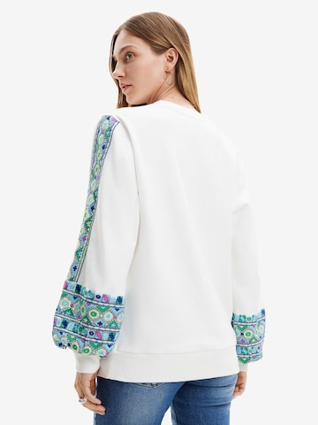 Sweat-shirt Desigual en blanc