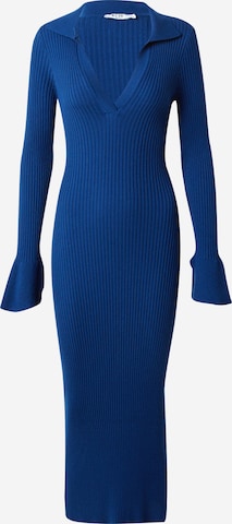 NA-KD Knitted dress in Blue: front