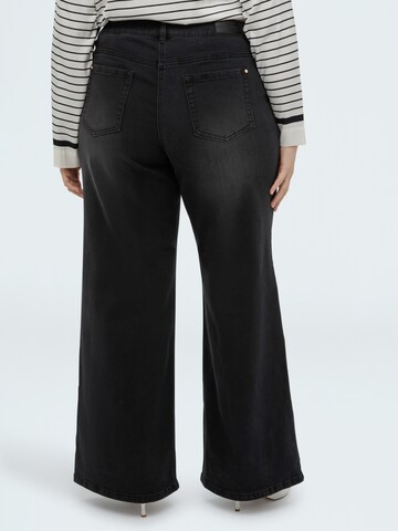 Fiorella Rubino Regular Jeans in Zwart