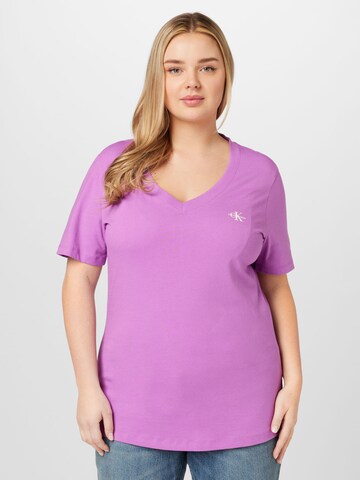 Calvin Klein Jeans Curve - Camisa em rosa: frente