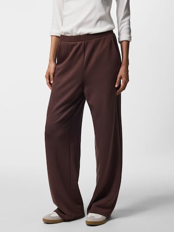 PIECES Loosefit Broek in Bruin: voorkant