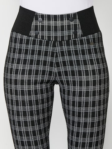 KOROSHI - Skinny Calças em preto