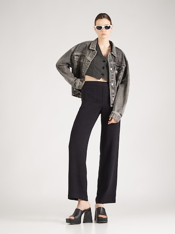 Loosefit Pantaloni 'Sanne Aline' di OBJECT in nero