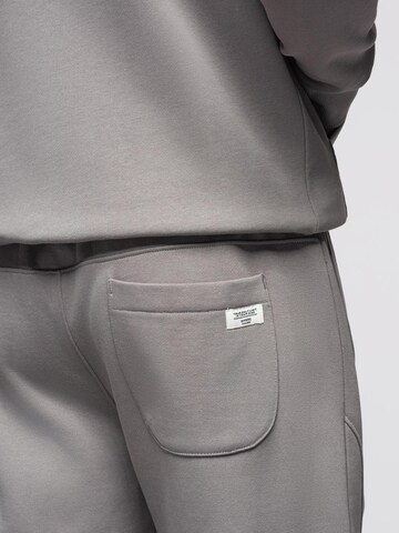 Ombre Huispak 'Z119' in Grijs