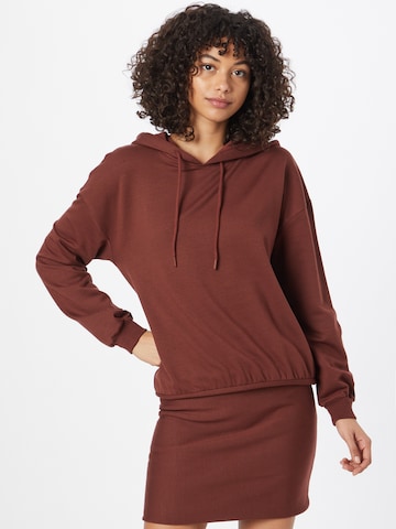 Robe 'Cami' ABOUT YOU en marron : devant