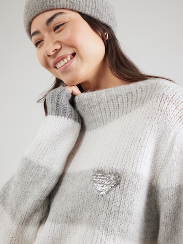 MORE & MORE Pulover | siva barva