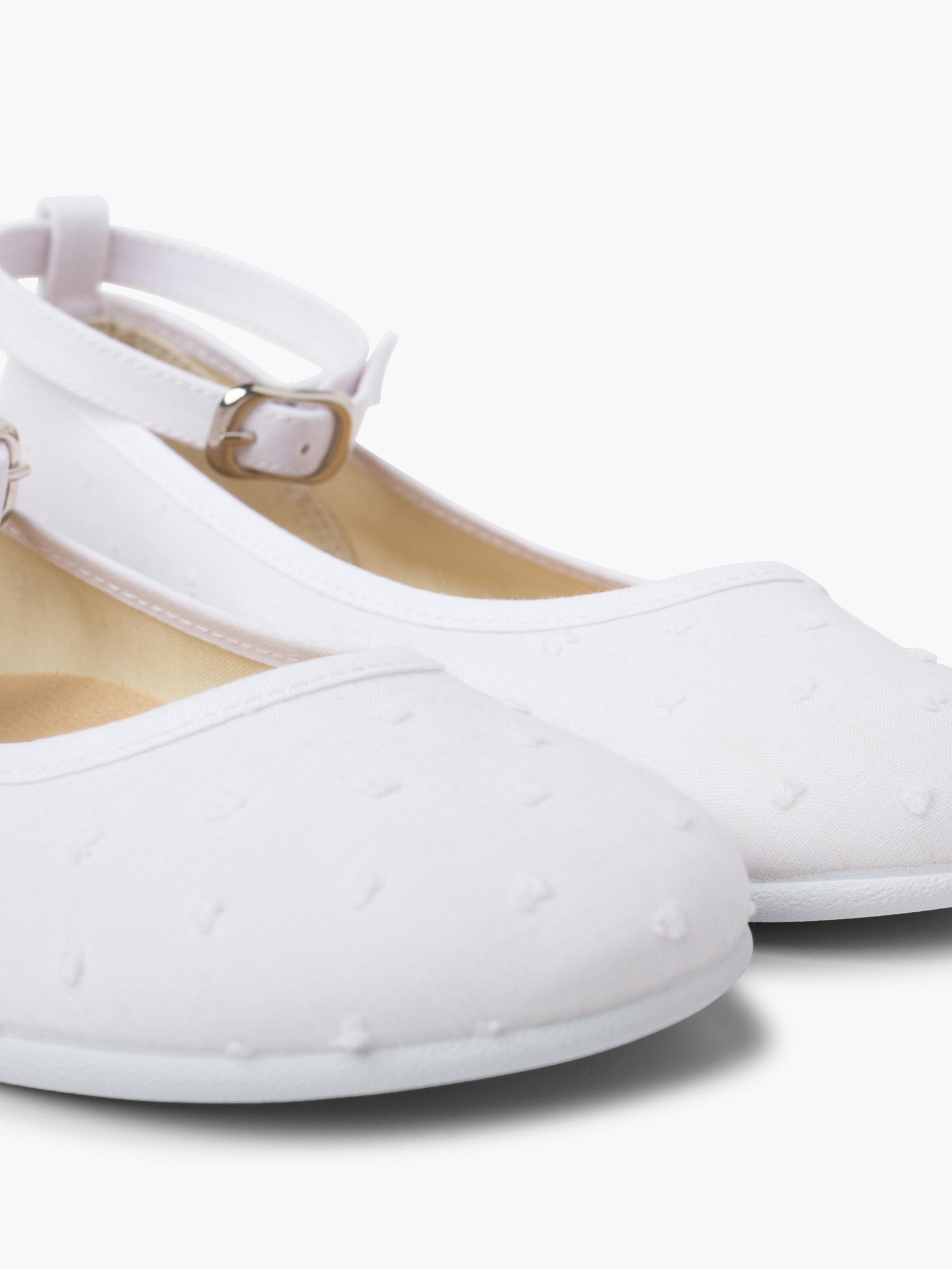 Ballerina di Pisamonas in bianco