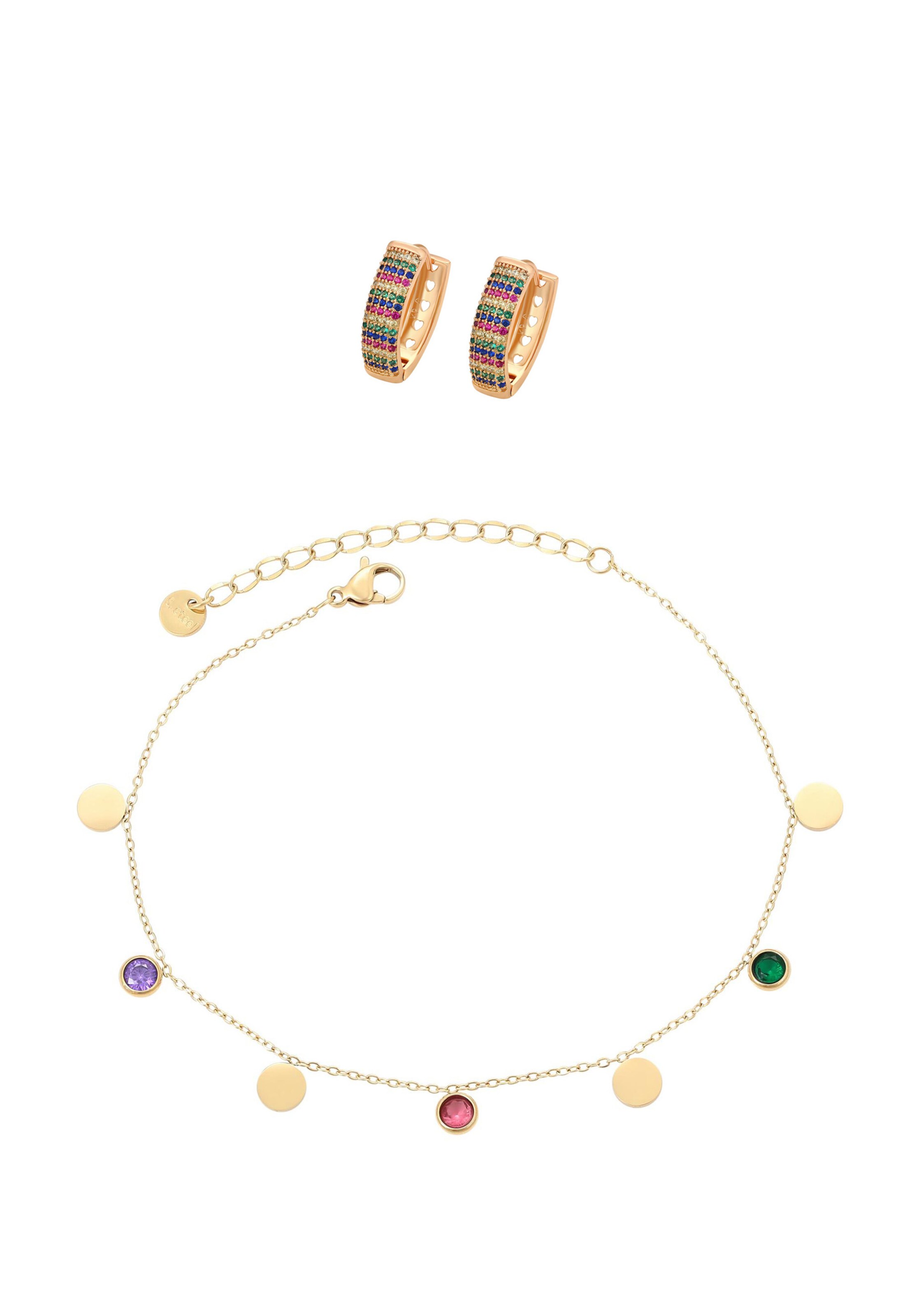 faina Jewelry Set in Gold: front