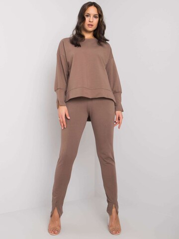 Madnezz House Pantsuit in Brown: front