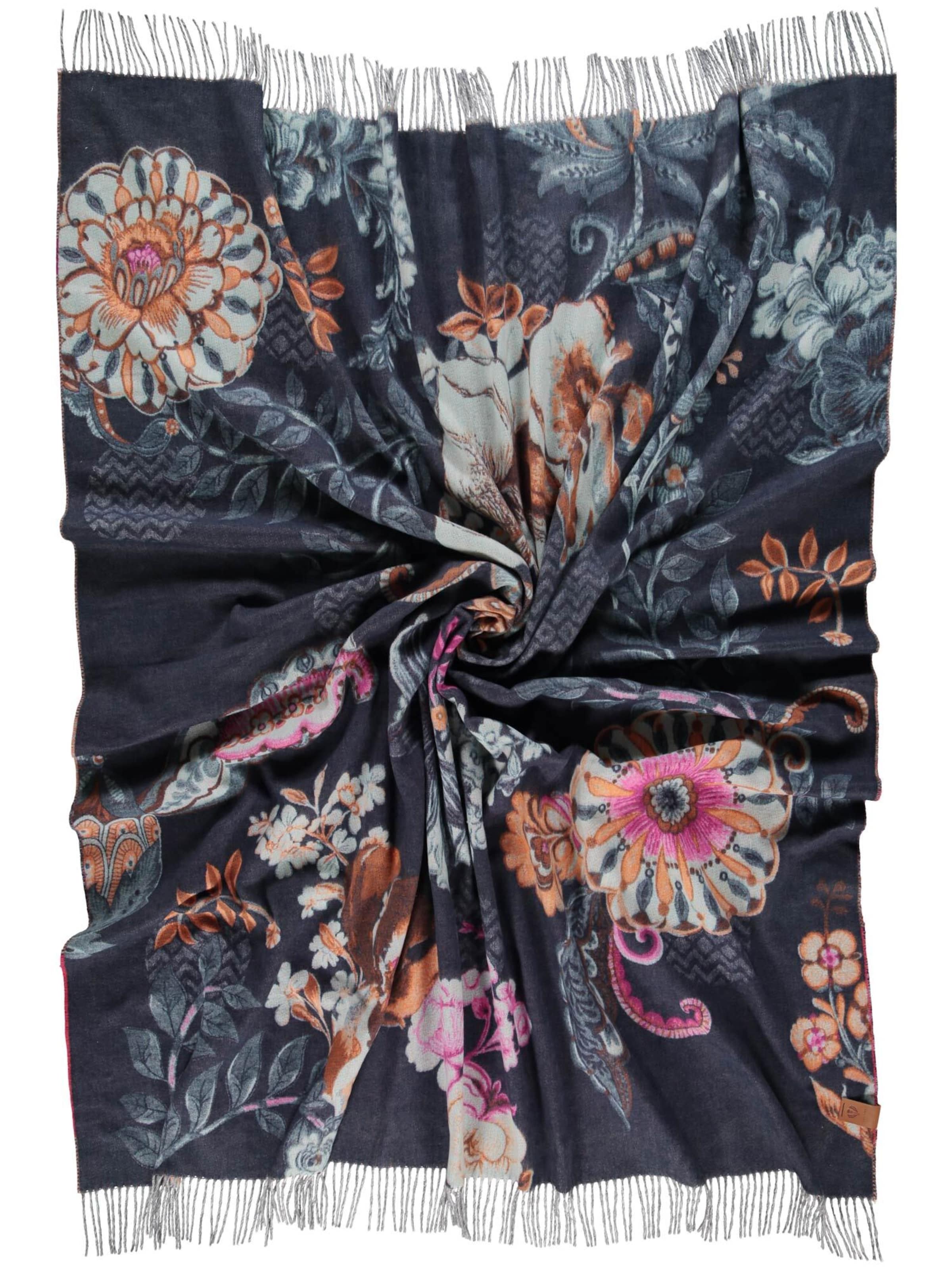 FRAAS Blankets in Blue: front