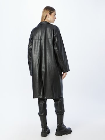 Karl Kani Between-Seasons Coat in Black