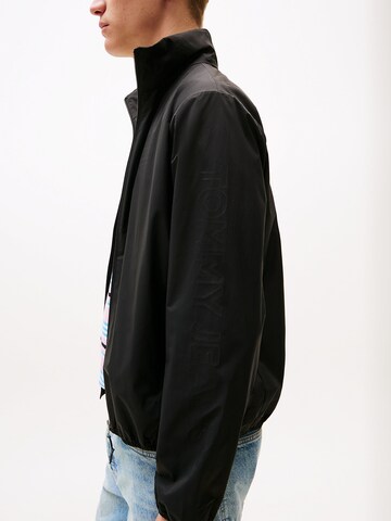 Tommy Jeans Between-season jacket in Black