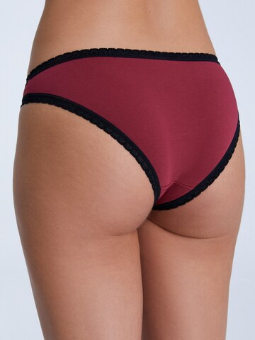 Albero Natur Slip‌ in Rot
