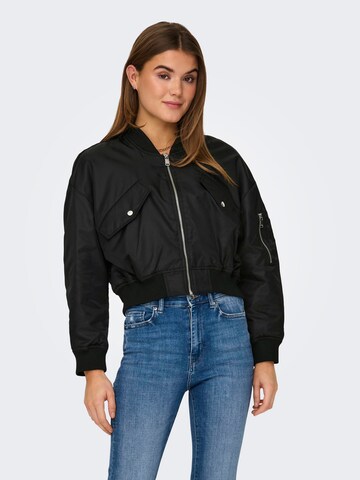 Veste mi-saison 'SVEA' ONLY en noir