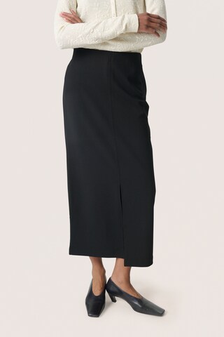 Jupe 'Bea' SOAKED IN LUXURY en noir : devant