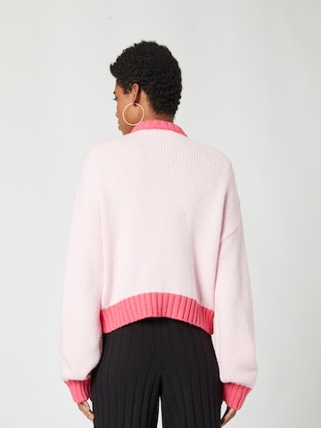 Pull-over 'Cyprine' florence by mills exclusive for ABOUT YOU en rose