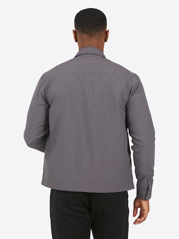 BRAVE SOUL Overgangsjakke i grå