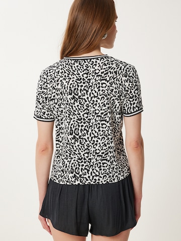 Happiness İstanbul Shirt in Black