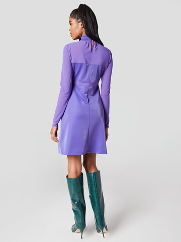 Katy Perry exclusive for ABOUT YOU - Vestido 'Emilia' em roxo