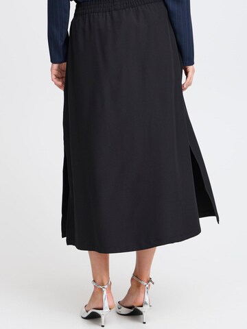 Gonna 'Mmidde' di b.young in nero