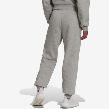 ADIDAS SPORTSWEAR Tapered Sportbroek 'All Szn Fleece' in Grijs