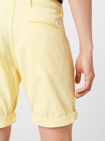 JACK & JONESregular Chino hlače 'DAVE' - žuta boja