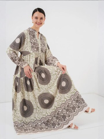 Bigdart Dress in Beige