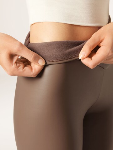 CALZEDONIA Skinny Leggings in Braun
