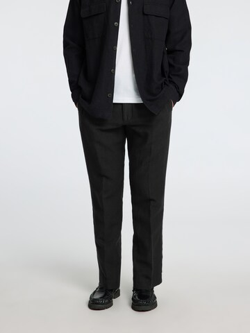 regular Pantaloni con piega frontale 'SLH196-LEROY' di SELECTED HOMME in nero: frontale