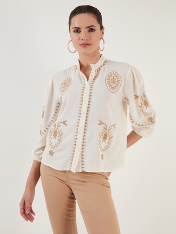 LELA Blouse in Beige: voorkant