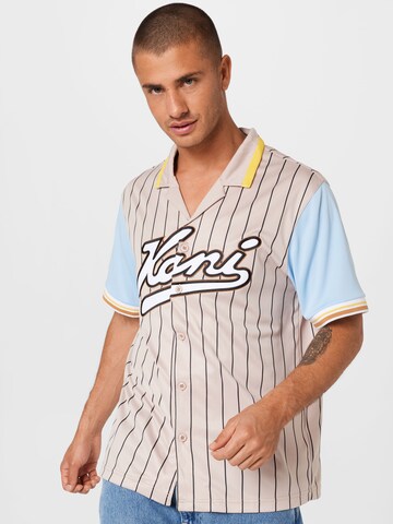 Karl Kani Regular fit Overhemd 'Varsity' in Beige: voorkant