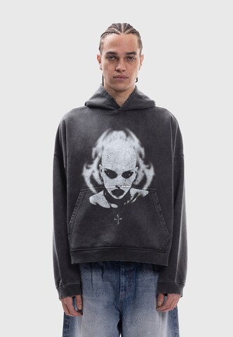 FAVELA Sweatshirt 'Goth Girl' in Schwarz: Vorderseite